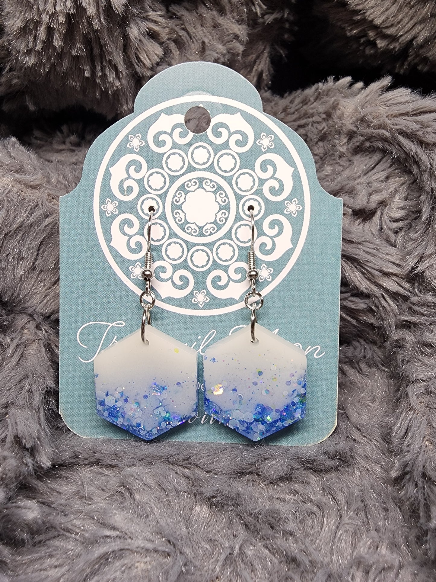 Dangle Earrings - Blue and White